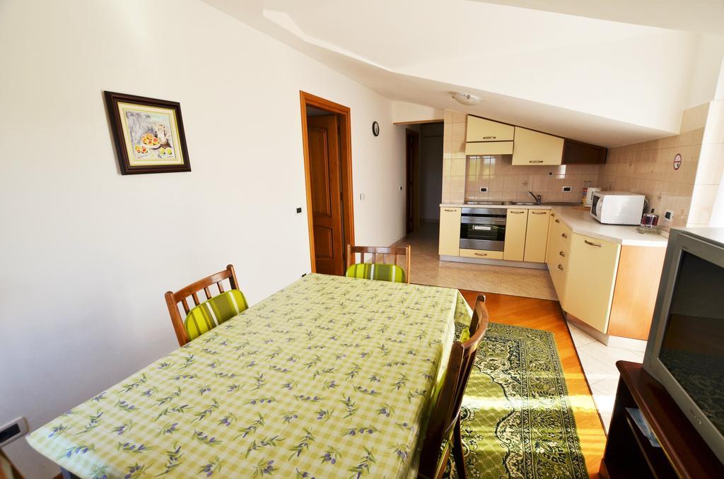 Apartments Sv. Pelegrin Umag Buitenkant foto