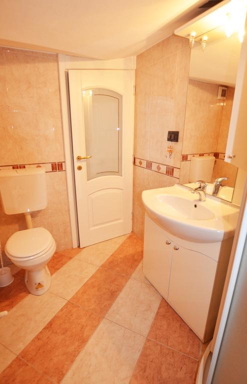 Apartments Sv. Pelegrin Umag Buitenkant foto