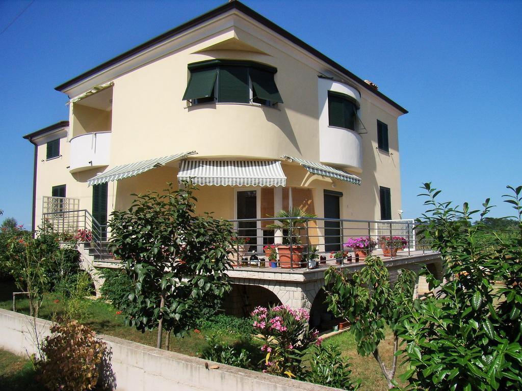 Apartments Sv. Pelegrin Umag Buitenkant foto